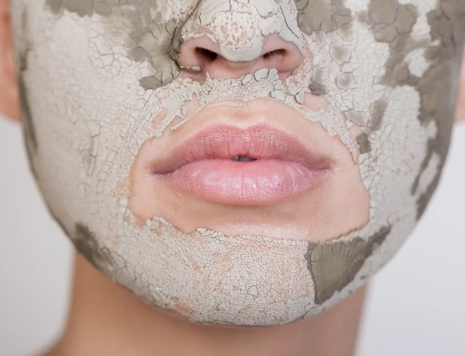 راهنمای جامع پاکسازی و تکنیک پوست ماری به همراه مزایا و عوارض